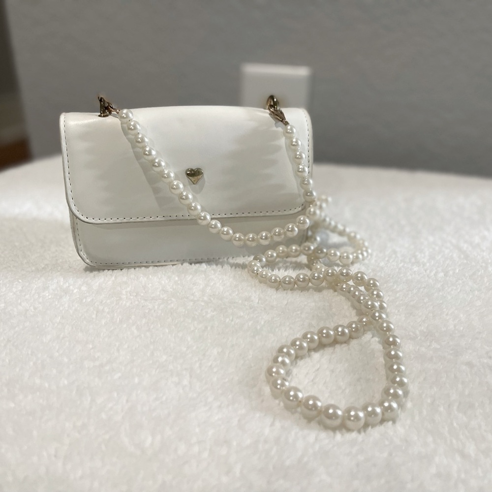 Pearl Strap Crossbody Purse